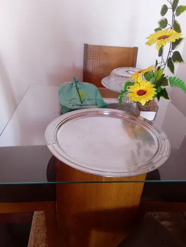 Bandeja de Inox Grande com base 60
