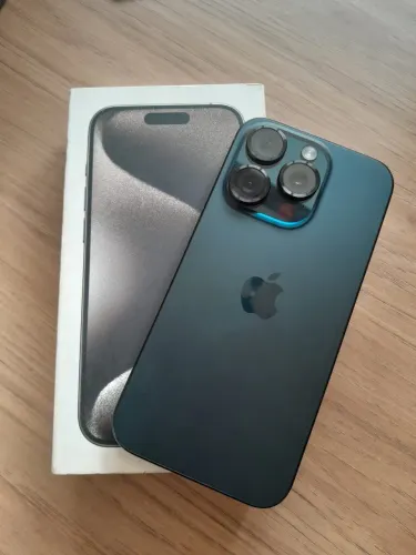 iPhone 15 pro 128 