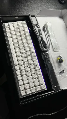 AULA HERO 68 HE | Switches Magnéticos | Impecável