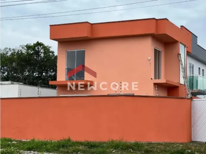 Sobrado em Rua Paraguai - Estância São José - Peruíbe/SP