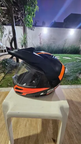 Capacete LS2 escamoteável- TAM.56