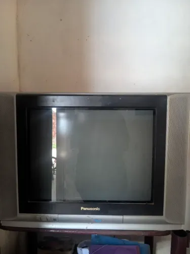 Televisão de Tubo Panasonic com Receptor