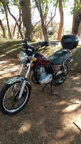 Suzuki Intruder 125 2010 | Única Dona | 113 mil km | Manual | Chave Reserva