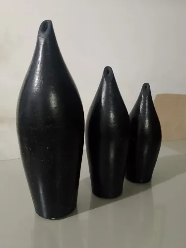 Jogo com 3 vasos decorativos lindos - Preto