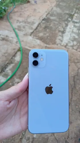 VENDE-SE iPhone 11 64g Lilás, TODO ORIGINAL 