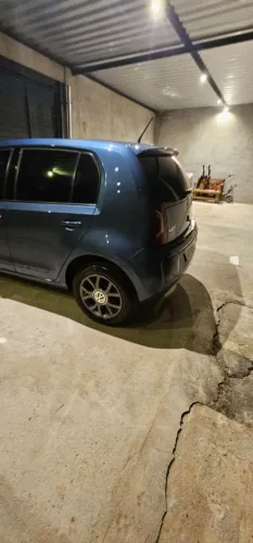 Volkswagen Up! RUN 1.0 Total Flex 12V 5P 2017