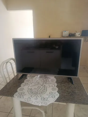 Samrt tv LG 32" polegadas wi-fi integrado.