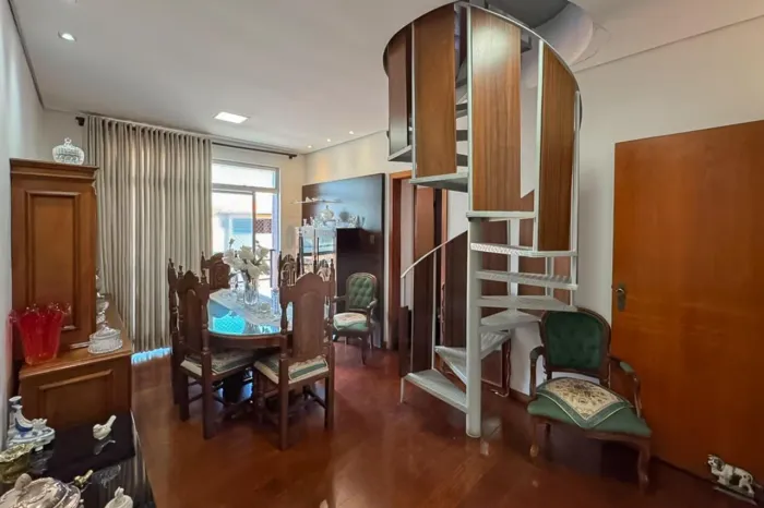 Apartamento à Venda - União, 3 Quartos, 140 m2
