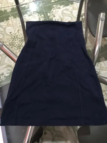 Saia midi azul marinho