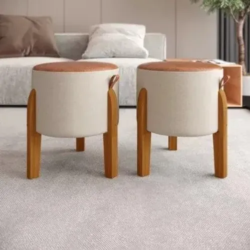 Kit com 2 Puffs em Linho e Couro - Elegância, Conforto, Versatilidade direto da fábrica