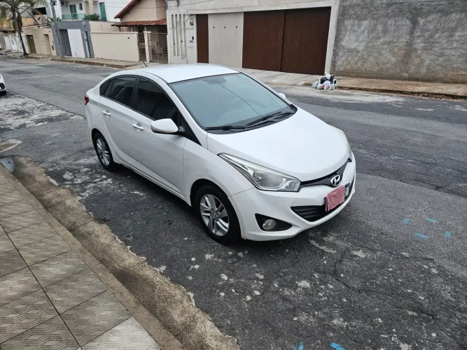 Hyundai HB20S Premium 1.6 Flex 16V Aut. 4P 2014