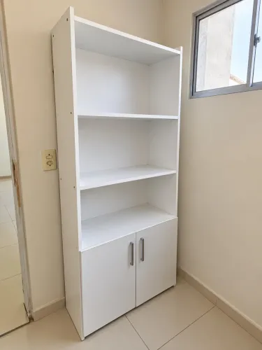 Vendo armário