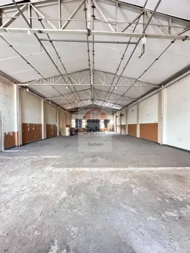 Galpão, 260 m² - venda por R$ 1.050.000,00 ou aluguel por R$ 5.500,00/mês - Jardim Barones
