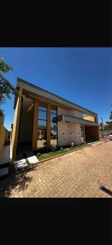 ESTILO CINEMA 4 QUARTOS SENDO 4 SUÍTES MASTER COM LAZER COMPLETO