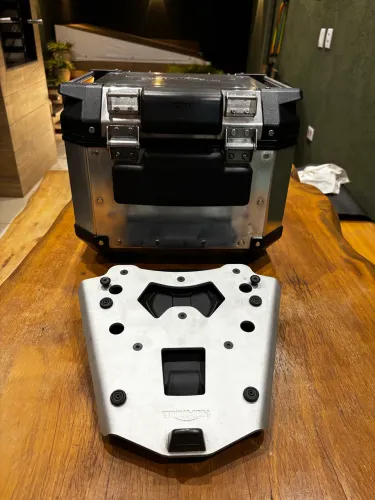 Top case baú original da Triumph barato