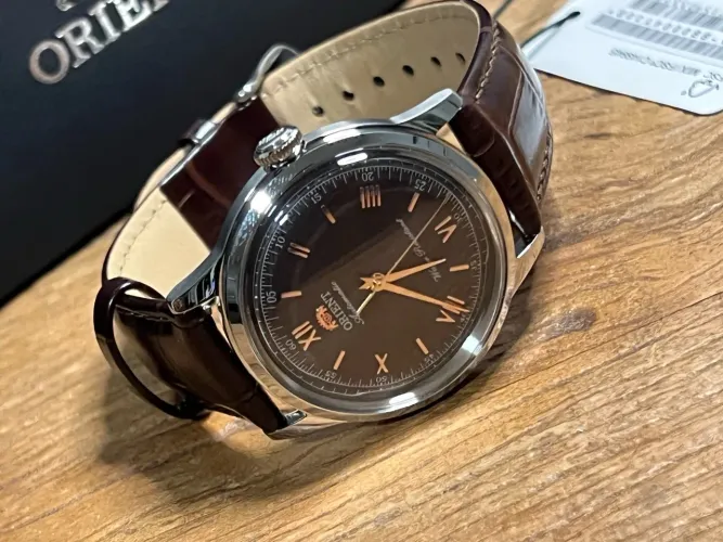 Relógio Orient Bambino ROMA DATE AUTOMÁTICO.
