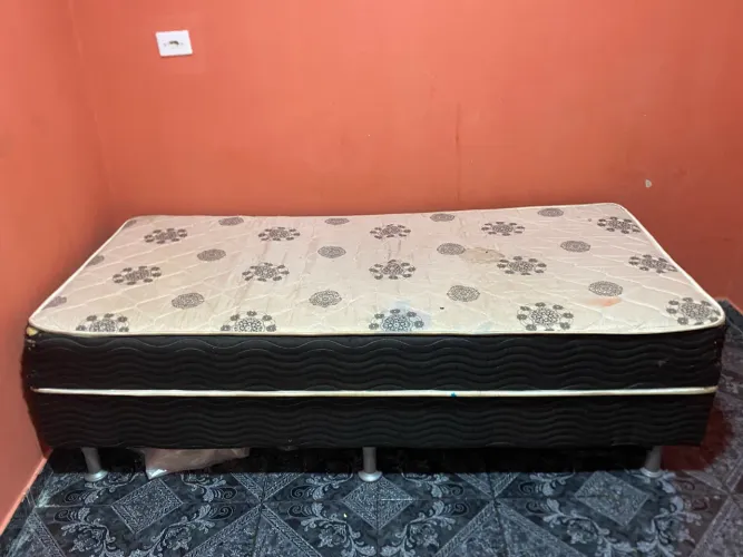 Cama de solteiro