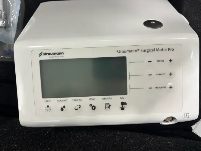 Motor de Implante Straumann Surgical Motor Pro - Semi Novo