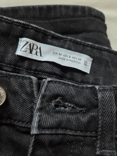 Calça feminina Zara, Banana Banana, Levis.