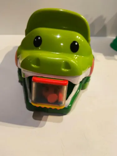 Brinquedo Fisher-Price Peek-A-Blocks Stack & Smile Crocodile USADO