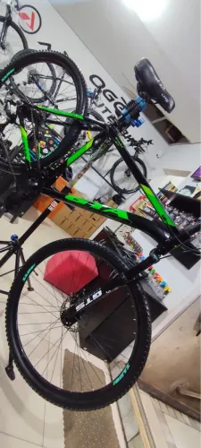 vende-se bicicleta GTA preta e versa por 500,00