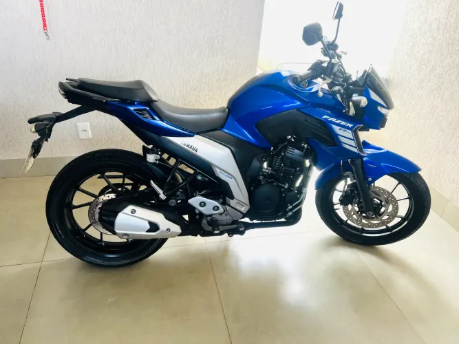 YAMAHA FAZER 250  2023 