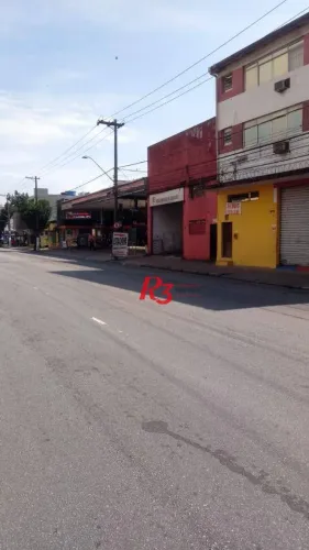 Excelente terreno de 1650m2 em frente o poupa tempo em Santos