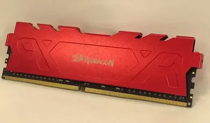 Memória Ddr4 16gb 3200mhz Cl16 Vermelha Redragon Rage