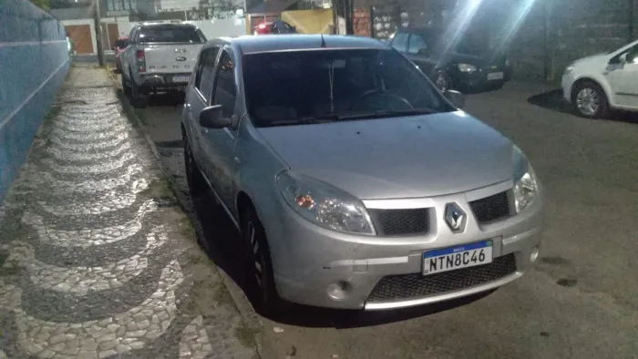 Renault Sandero Authentique Hi-flex 1.0 16V 5P 2011