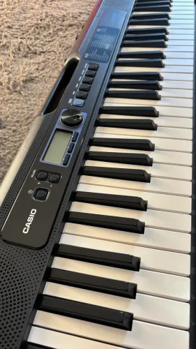 Casio CT-S300 + Suporte | Perfeito Estado