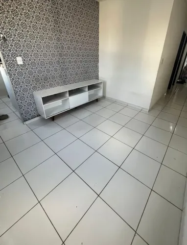 Alugo apartamento