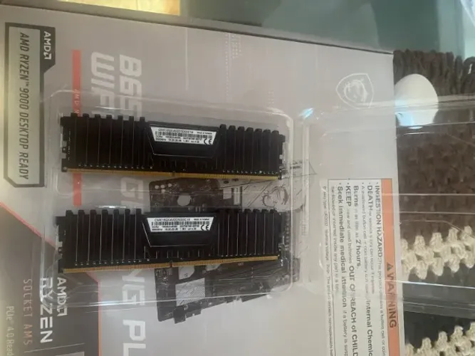 MEMORIA RAM CORSAIR VENGEANCE 2x8 3000MHZ CMK16GX4M2D3000C16