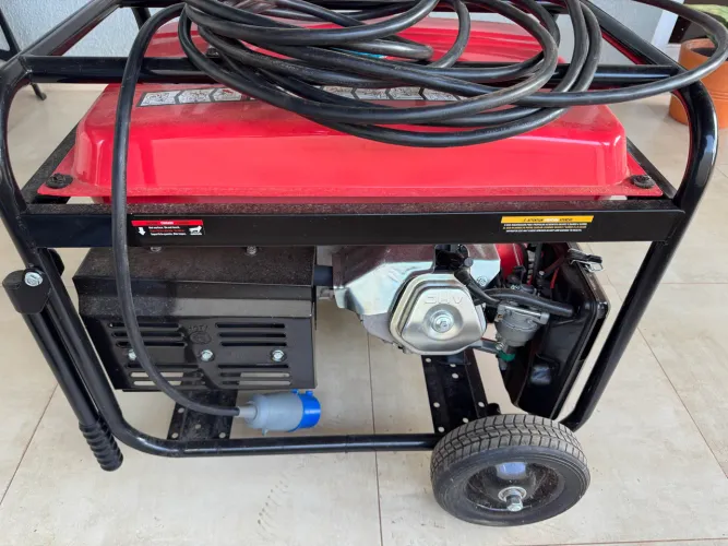 Gerador Toyama TG8000CXER 