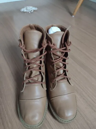 Bota coturno sonho dos pés 35