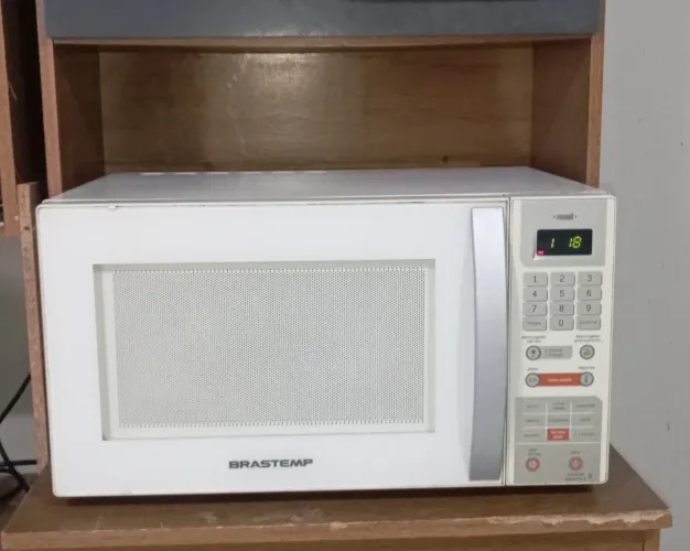 Microondas Brastemp 32 litros 