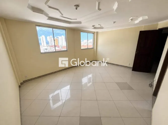 Cobertura 4 quartos para aluguel Cidade Santa Maria 150m² Montes Claros MG