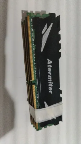 Memória RAM 4 pentes de 16, vendo cada a R$900