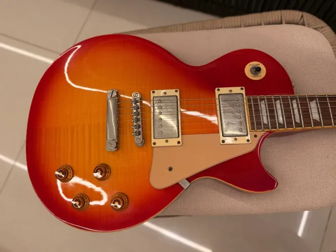 Guitarra Les Paul Epiphone Standart
