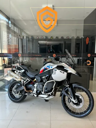 BMW F-900 GS Adventure Plus