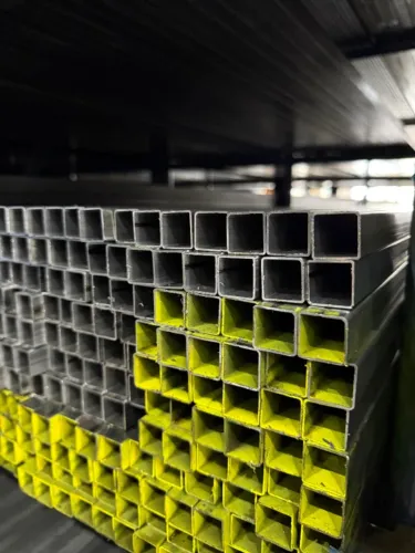 Metalon 20x20 Tubo Quadrado De Aço 6 Metros - Entrega rápida e Parcelamento em até 10x