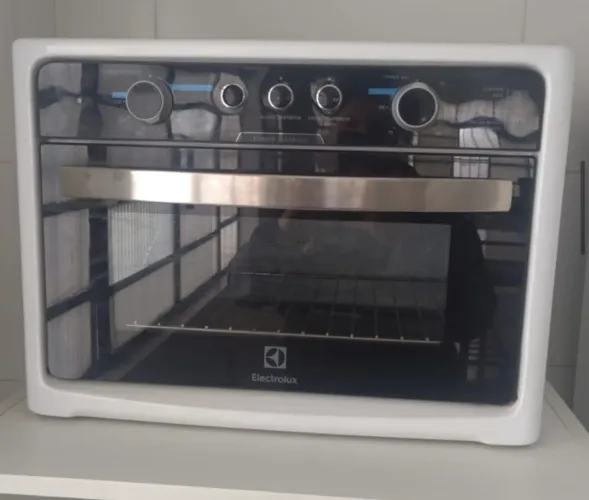 Forno elétrico industrial Eletrolux 44 litros - 220v de bancada 