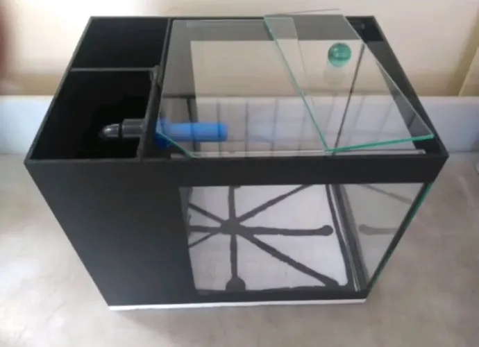 Aquário Com Sump Traseiro.