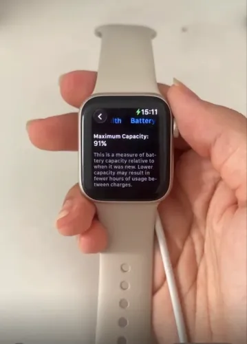 Apple Watch  SE 2     40 MM