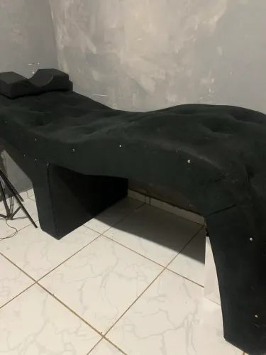 Vendo maca para lash já com almofada, semi nova usada somente por 2 meses, cor preta.