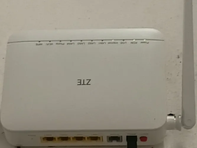 Vendo moldem ZTE funcionando normal.