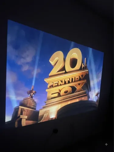 ? Casa c/ Cinema Privativo na Praia ?