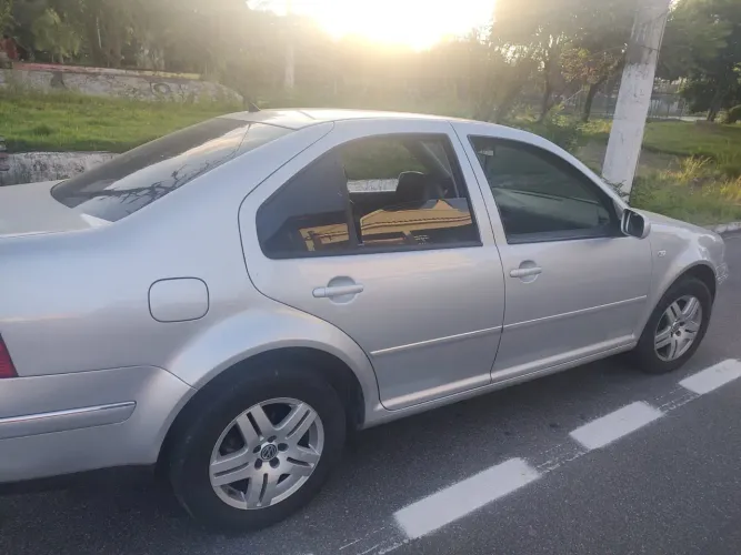 Volkswagen Bora 2.0/ 2.0 Flex 8V Aut. 2006