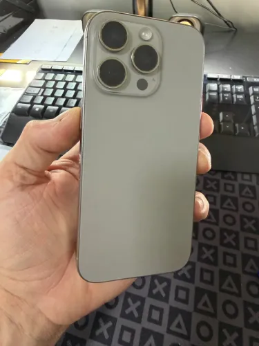 iPhone 16 Pro 128 GB Bateria 92% Original - Tela trocada por GENUÍNA