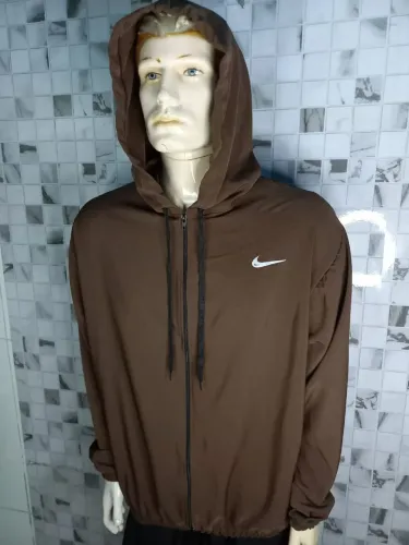 Corta vento masculina