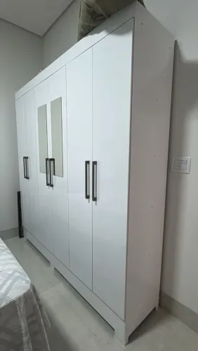Guarda Roupa 6 portas